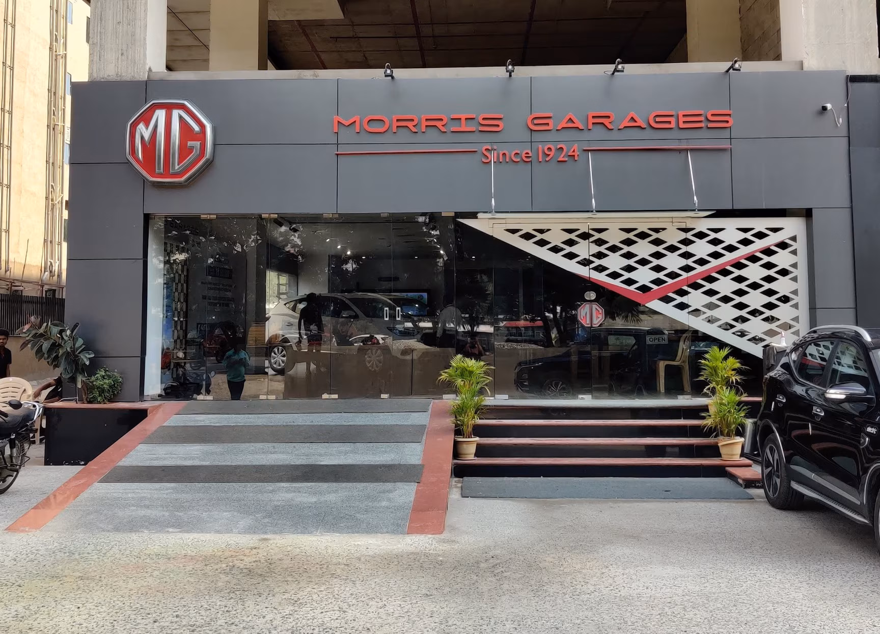 Raam MG Showroom - Gachibowli